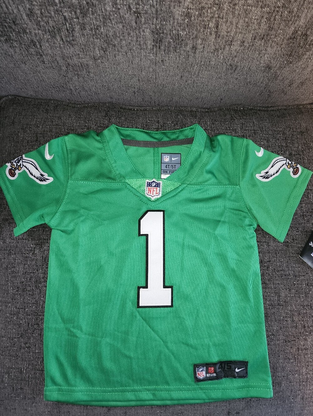 Nike NFL EAGLES Toddler Football Jersey with #1 - 4T/5T - New w/tags